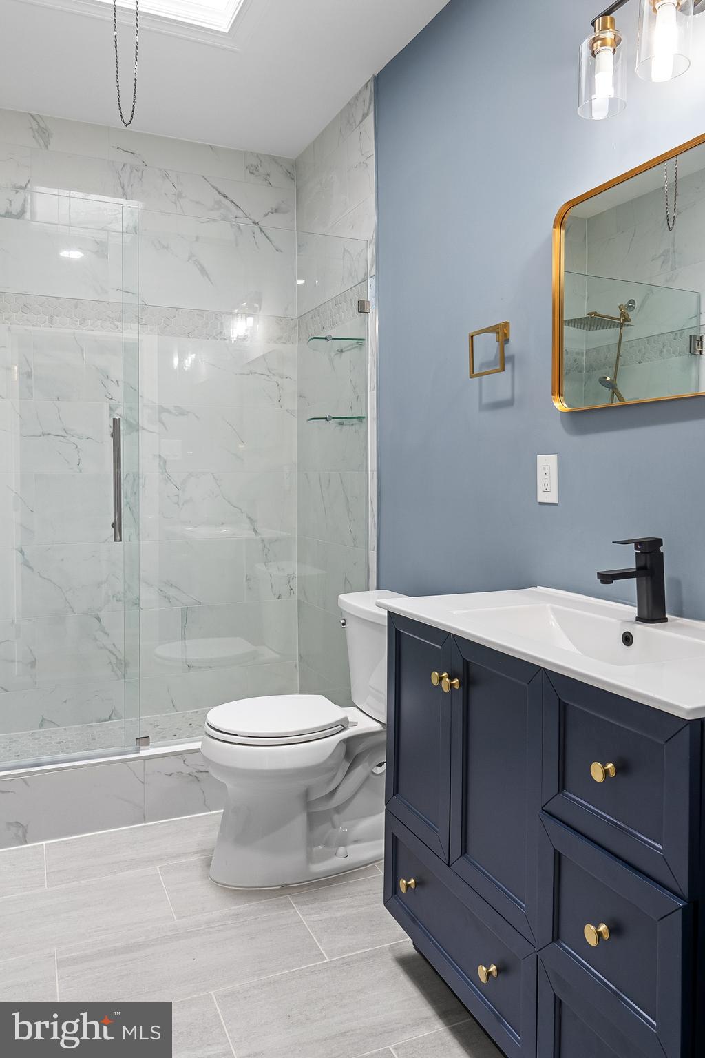 5142 Locust Street Philadelphia, PA 19139 - Photo 39 of 47 Main Bathroom