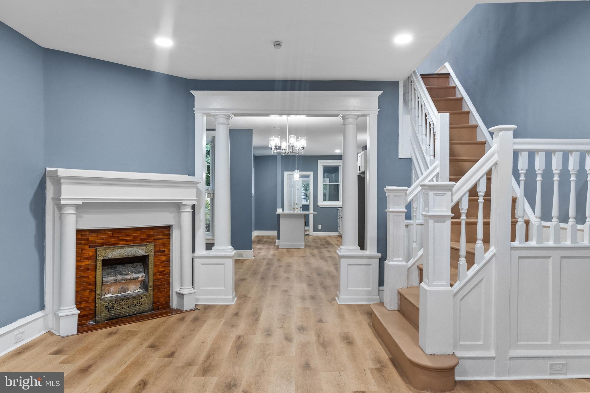 5142 Locust Street Philadelphia, PA 19139 - Photo 9 of 47 Living Room
