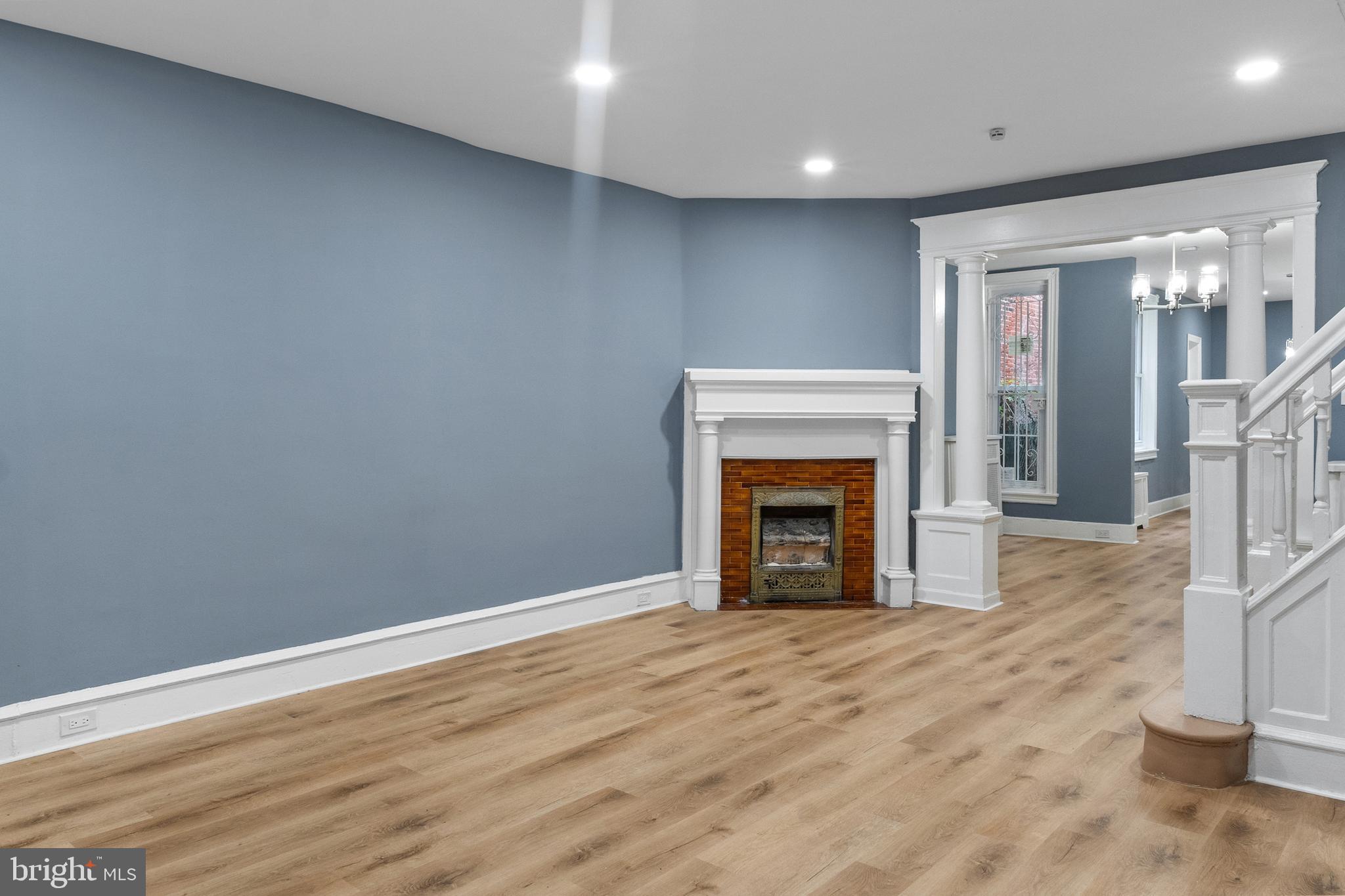 5142 Locust Street Philadelphia, PA 19139 - Photo 10 of 47 Living Room