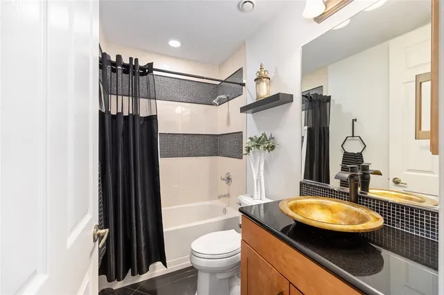 $525,000 | 1147 West Pointe Vista Path, Hernando, FL 34442