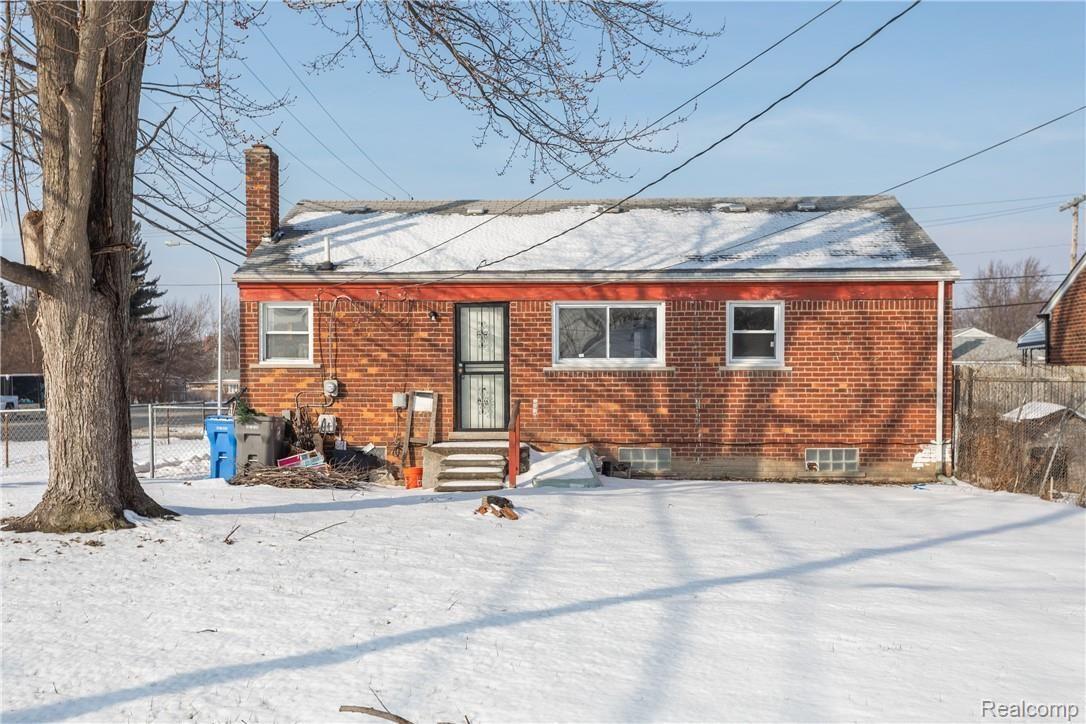29231 Emerson Street Inkster, MI 48141 - Photo 3 of 30 244A9426.jpg
