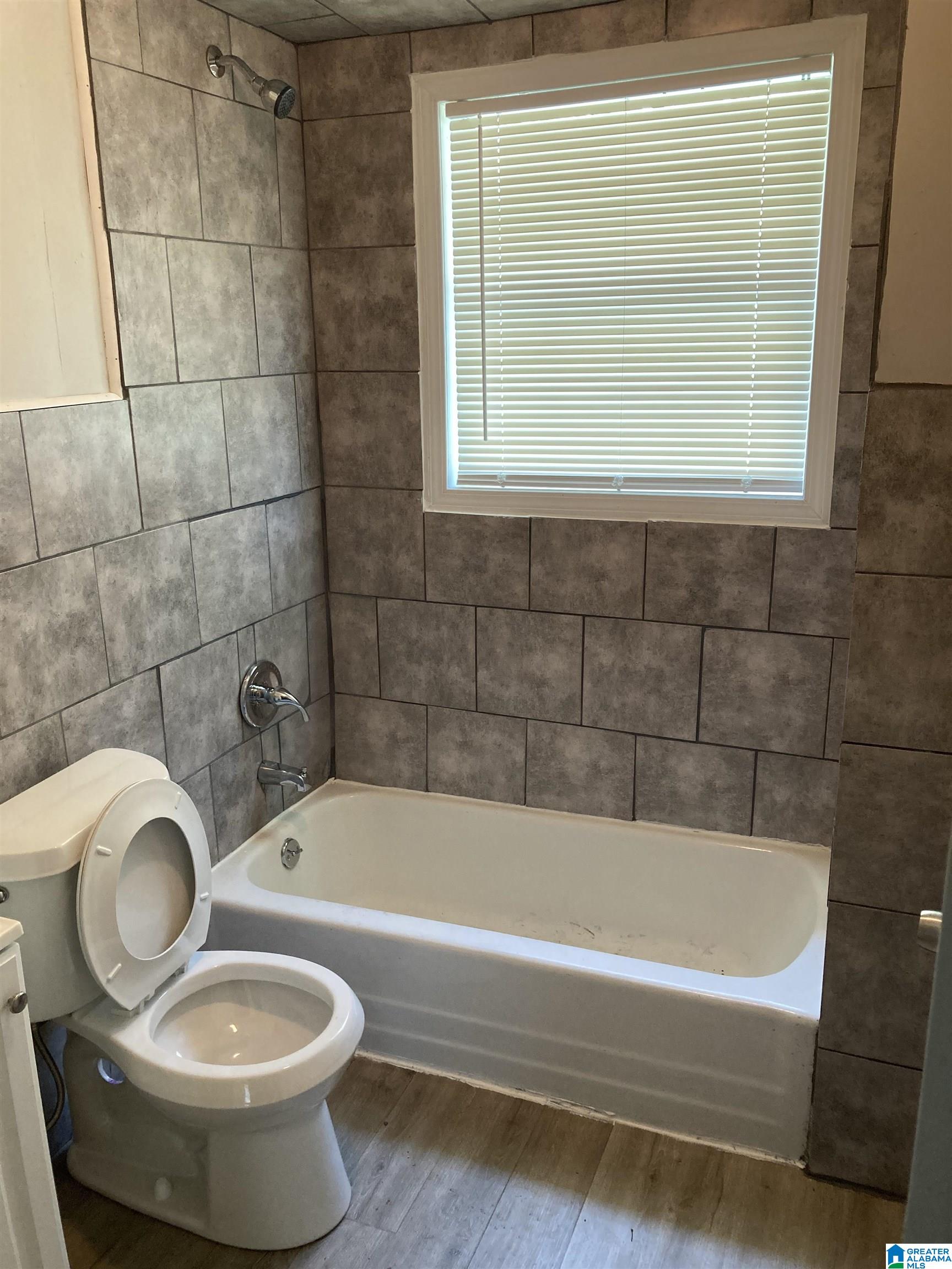 3817 Ellis Avenue Southwest Birmingham, AL 35221 - Photo 3 of 7