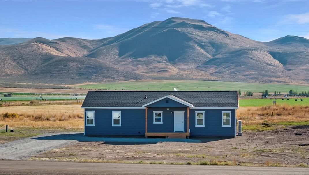 8 Punkin Center Road Gannett, ID 83313 - Photo 1 of 43 8 Punkin Center Rd Gannett