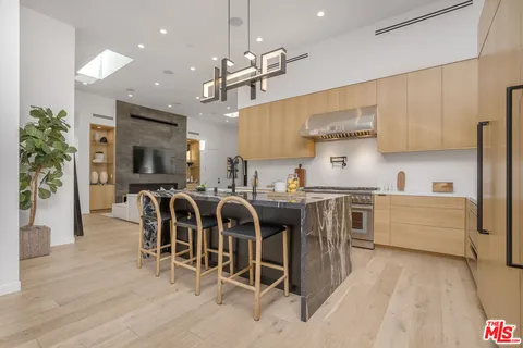 $3,138,000 | 12731 Woodgreen Street, Los Angeles, CA 90066