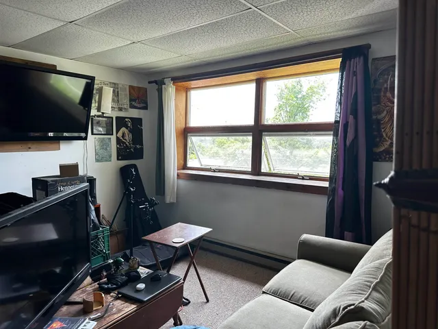 $325,000 | 53 High Street, Middlebury, VT 05753