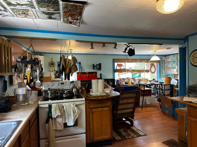 $325,000 | 53 High Street, Middlebury, VT 05753