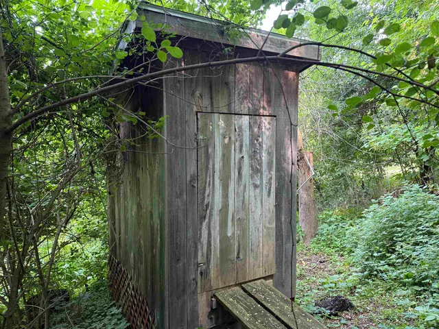 $325,000 | 53 High Street, Middlebury, VT 05753