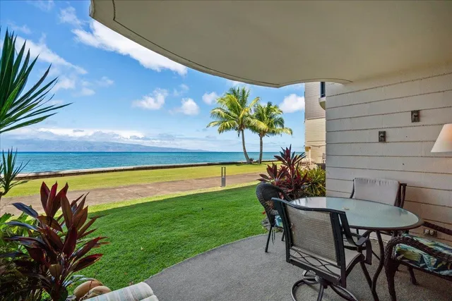 $530,000 | 4471 Lower Honoapiilani Road, Unit 112, Lahaina, HI 96761