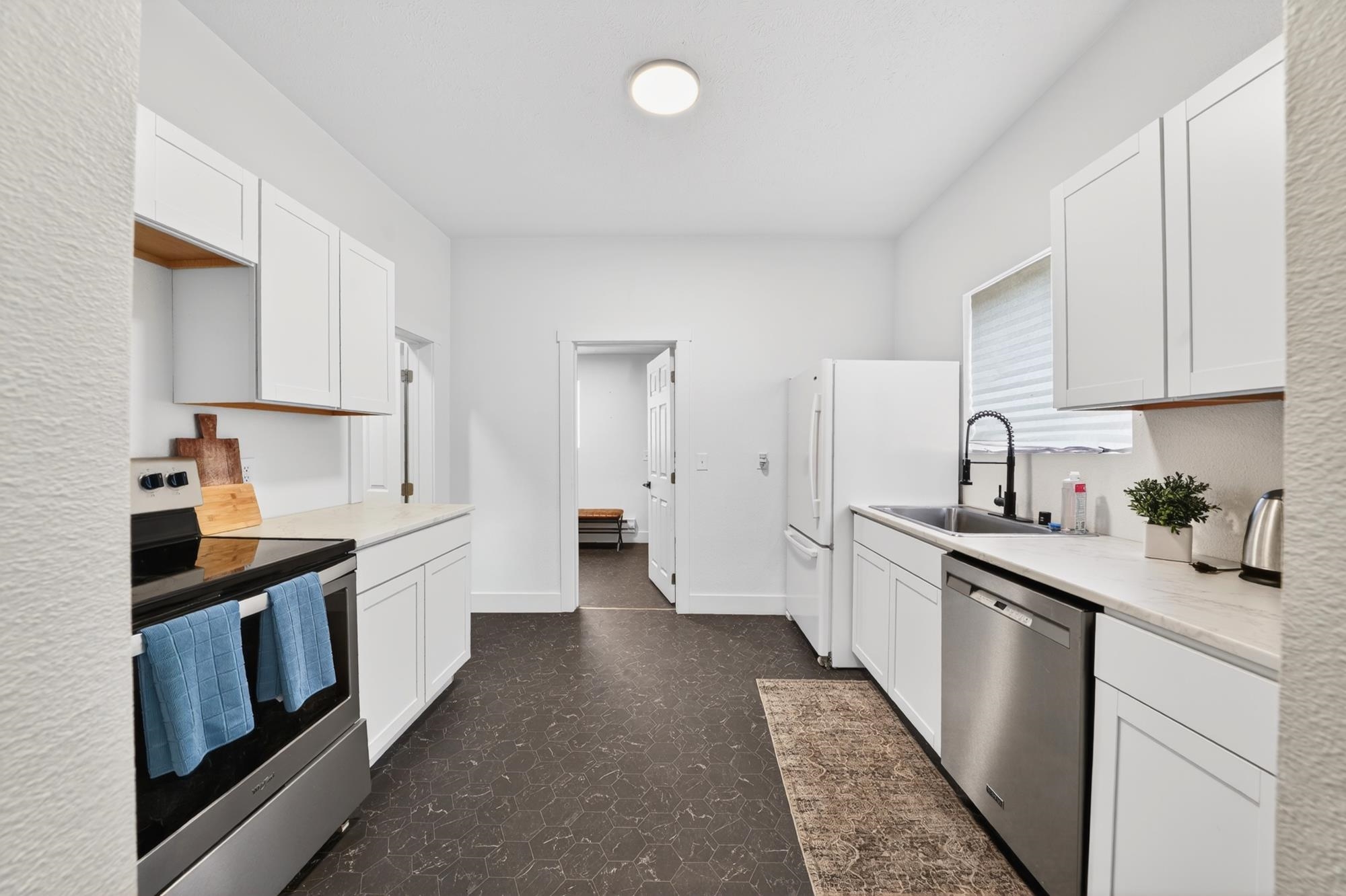 1509 North Maple Street Spokane, WA 99201 - Photo 9 of 33