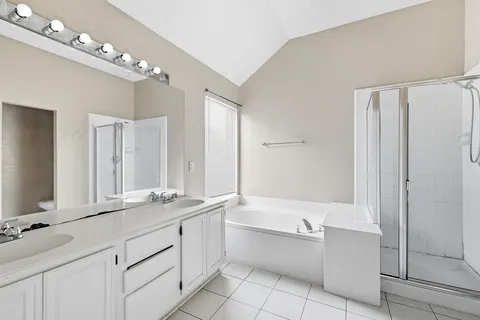 $280,000 | 807 Lake Bridge Drive, Lake Dallas, TX 75065