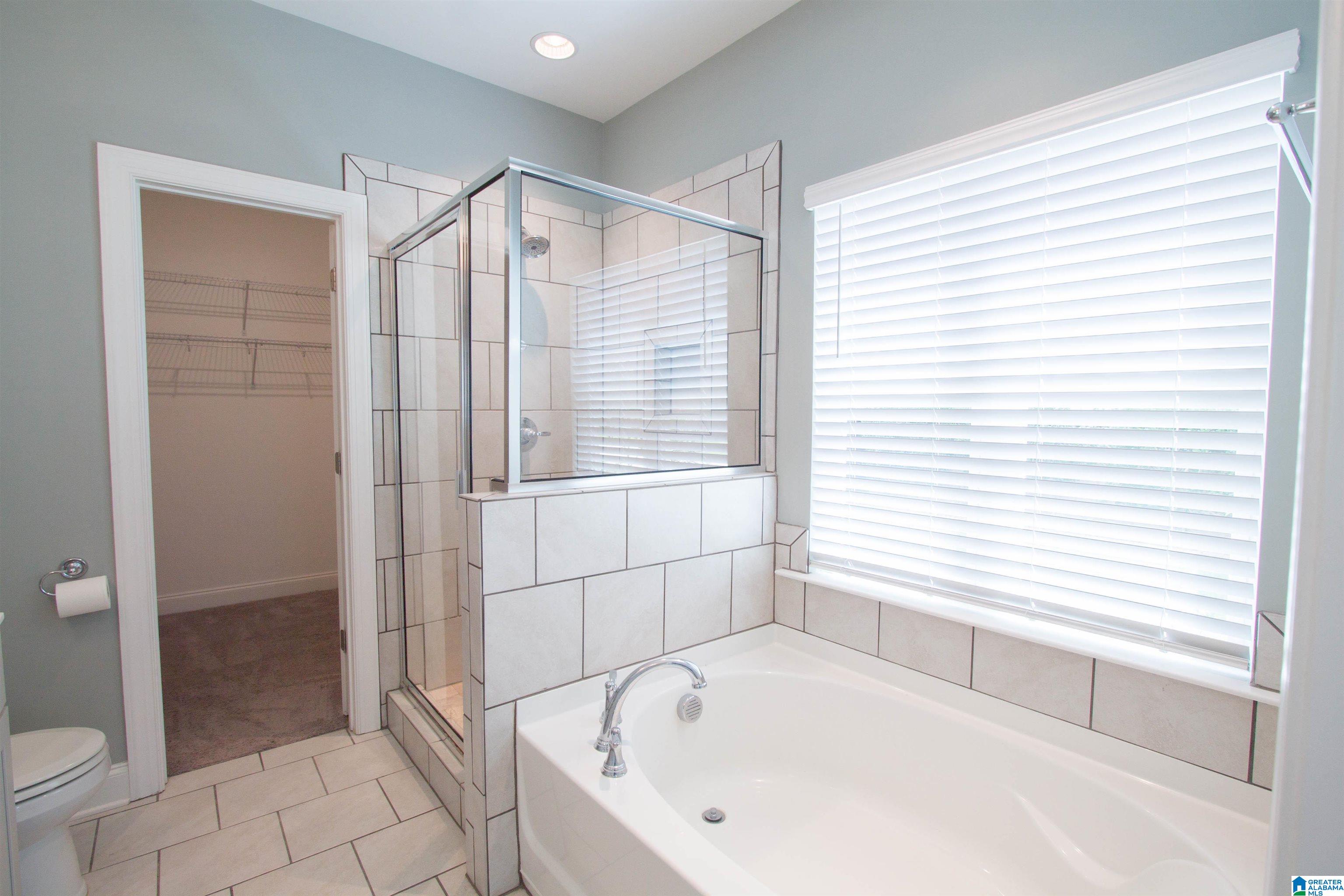 1018 Camellia Ridge Drive Pelham, AL 35124 - Photo 19 of 40