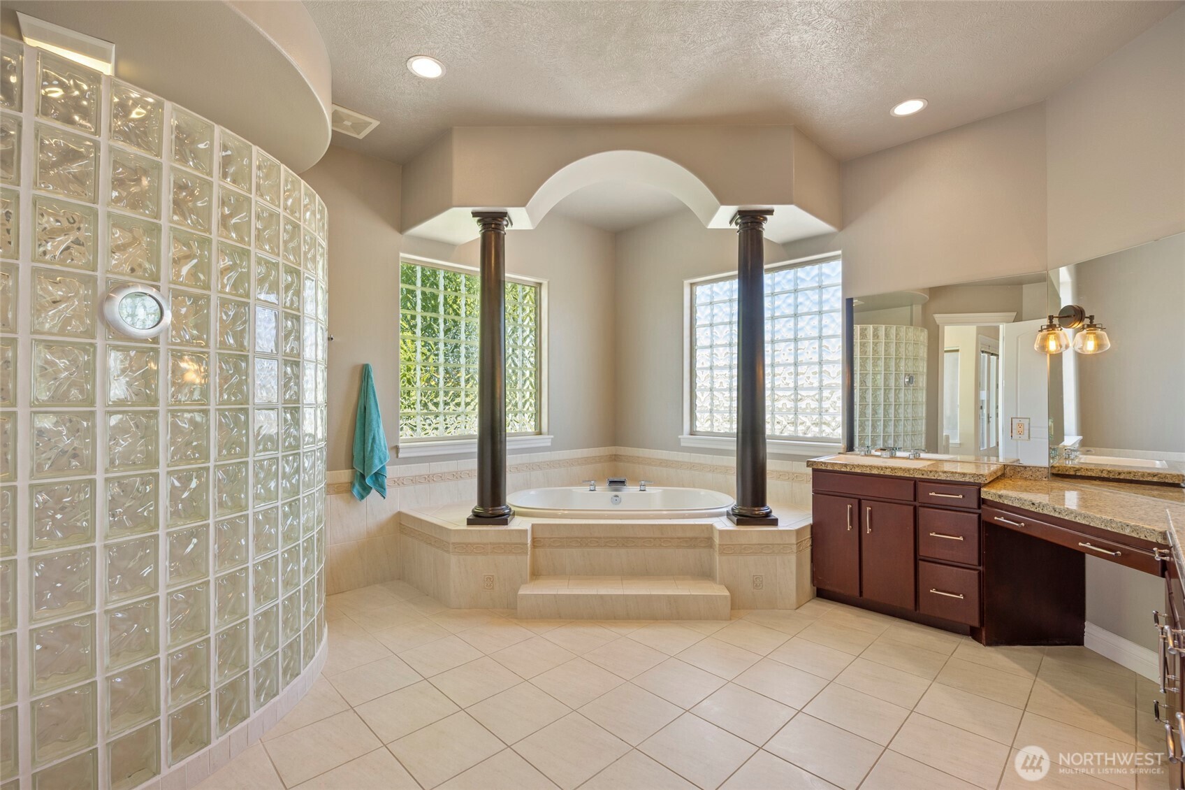 8596 Dune Lake Road Southeast Moses Lake, WA 98837 - Photo 24 of 40