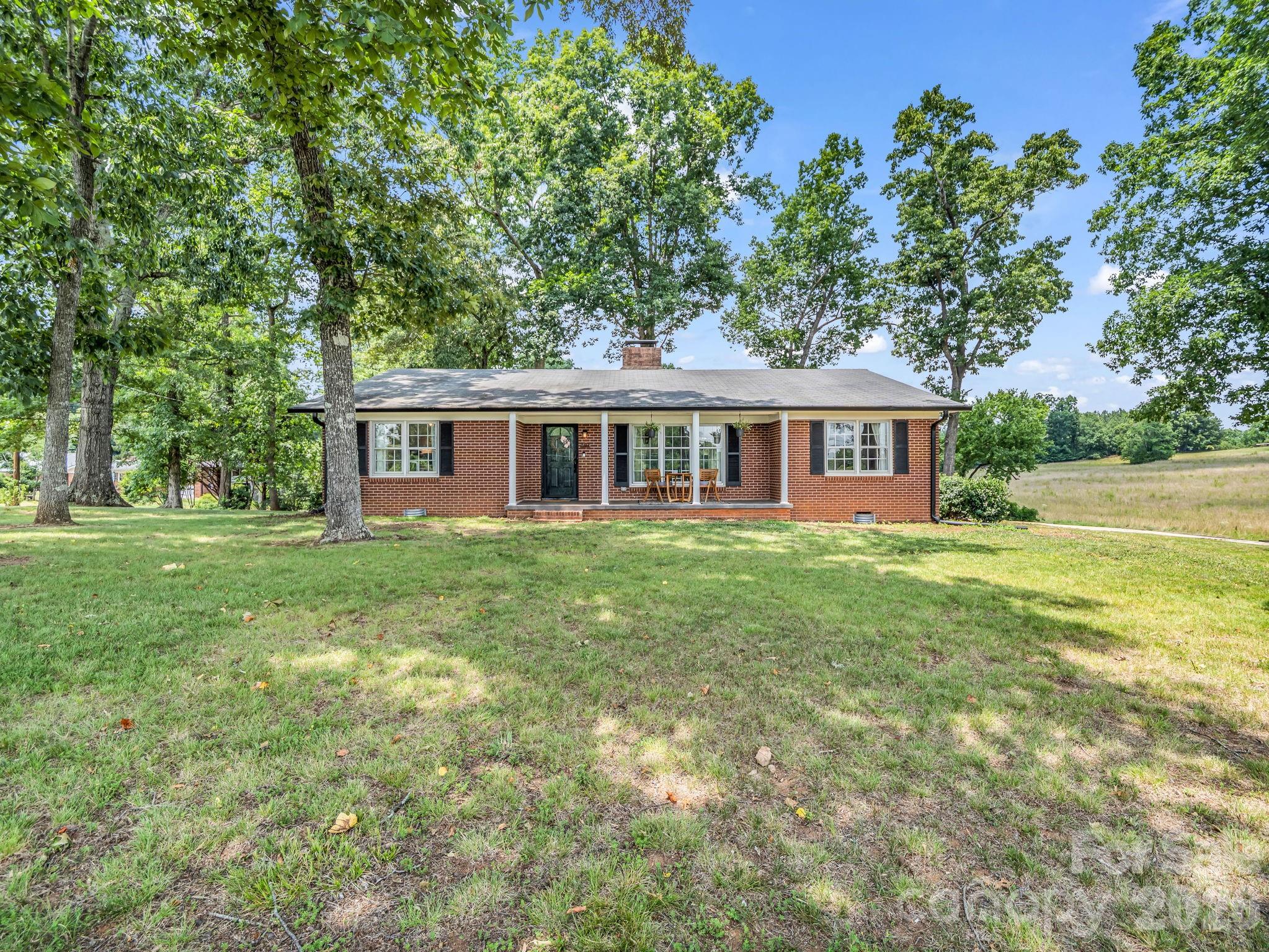 201 Lincoln Road Forest City, NC 28043 - Photo 1 of 32