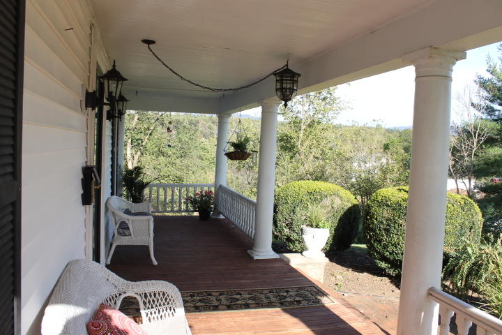 110 Fork Farm Road Eagle Rock, VA 24085 - Photo 11 of 26 f Porch2