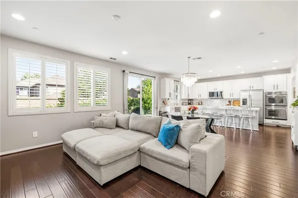 $1,025,000 | 24410 Aranda Lane, Valencia, CA 91354
