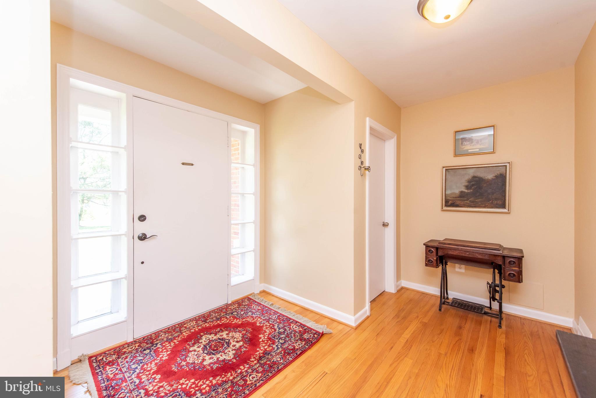 2307 Old Frederick Road Baltimore, MD 21228 - Photo 3 of 49 Foyer