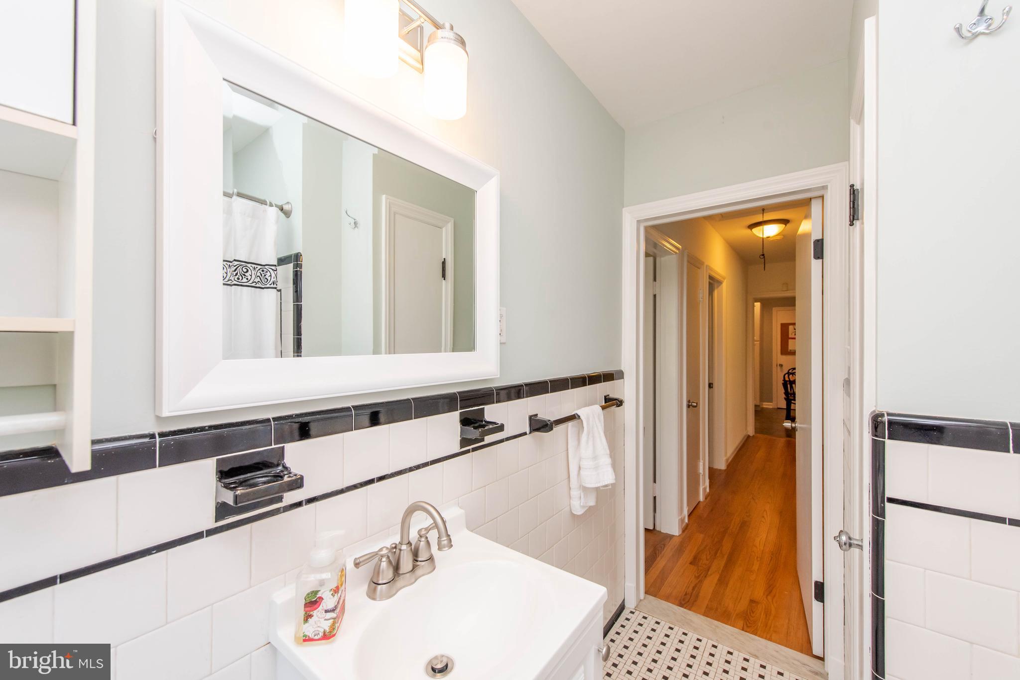 2307 Old Frederick Road Baltimore, MD 21228 - Photo 30 of 49 Full bathroom