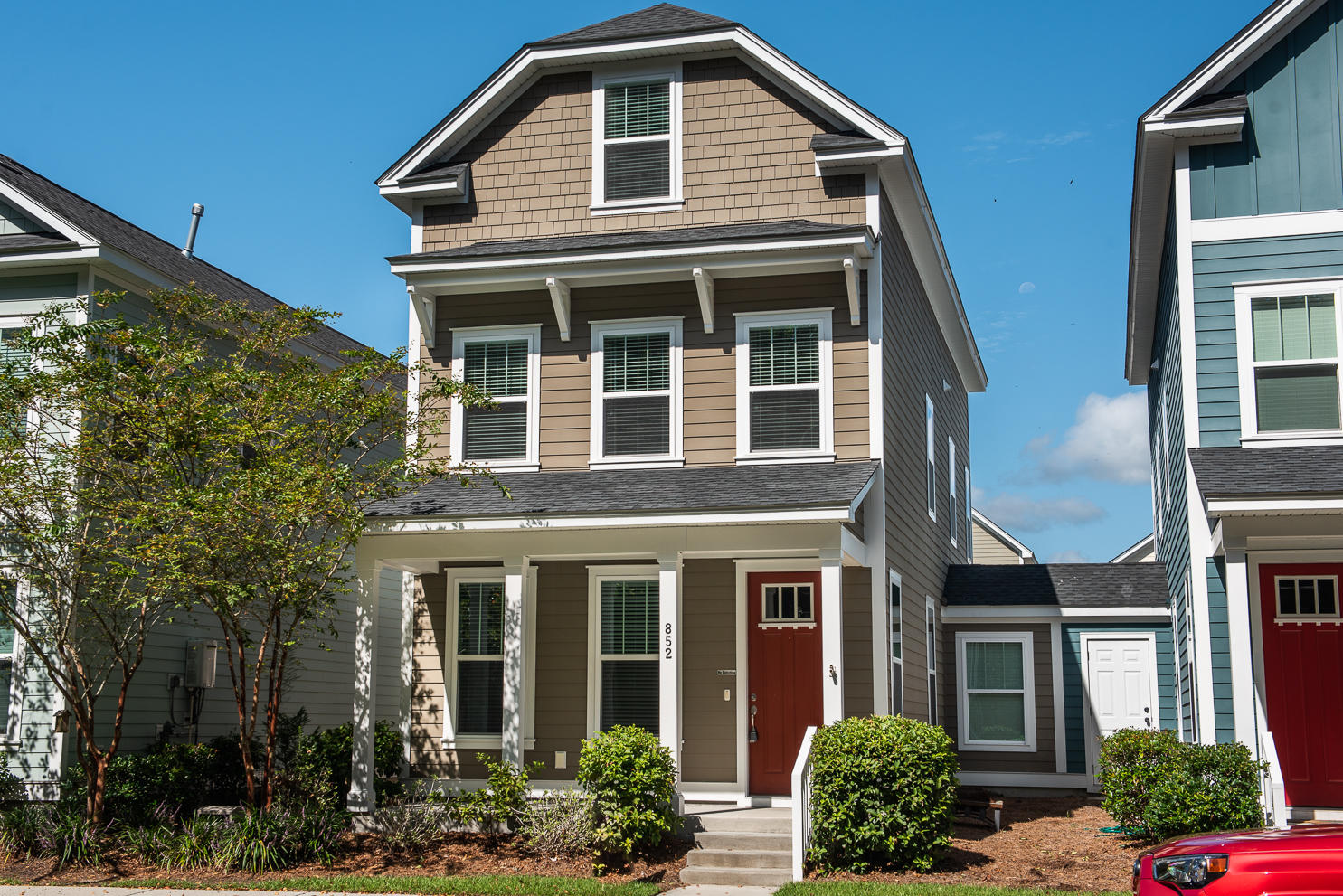 852 Rue Drive Charleston, SC 29414 - Photo 2 of 36 852Rue-3