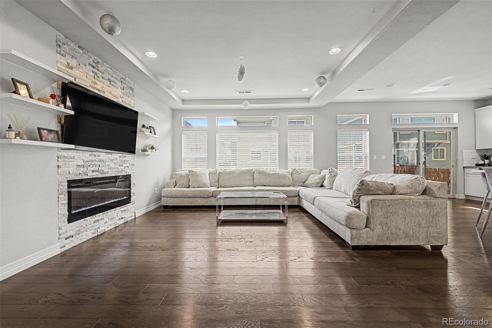 10560 Racine Circle Commerce City, CO 80022 - Photo 8 of 24