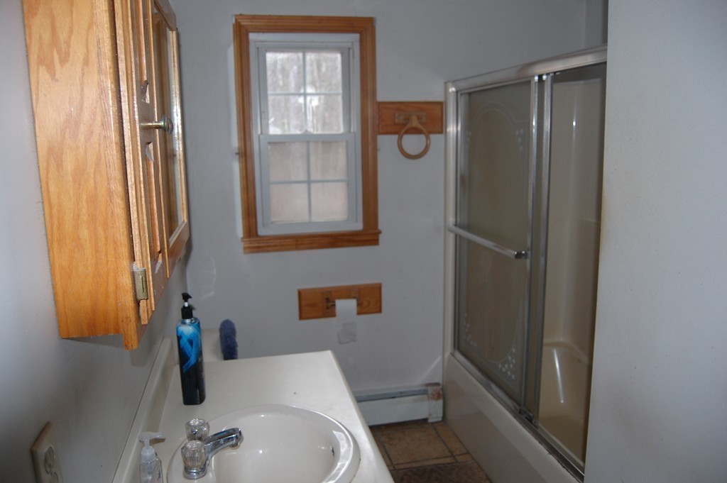 58 Leno Road Holland, MA 01521 - Photo 13 of 23