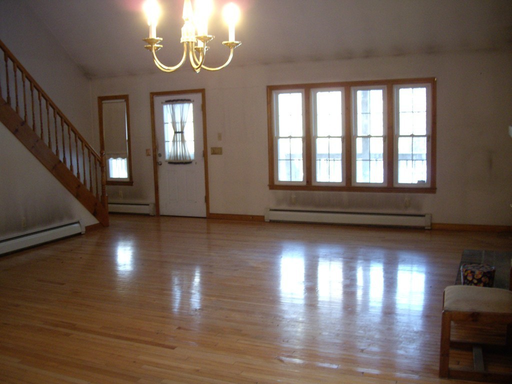 58 Leno Road Holland, MA 01521 - Photo 6 of 23