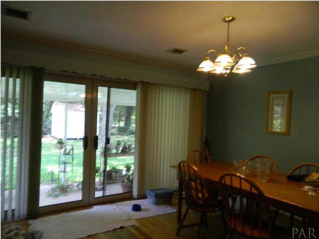 7793 Templeton Road Pensacola, FL 32506 - Photo 9 of 16 Gallery Image 9