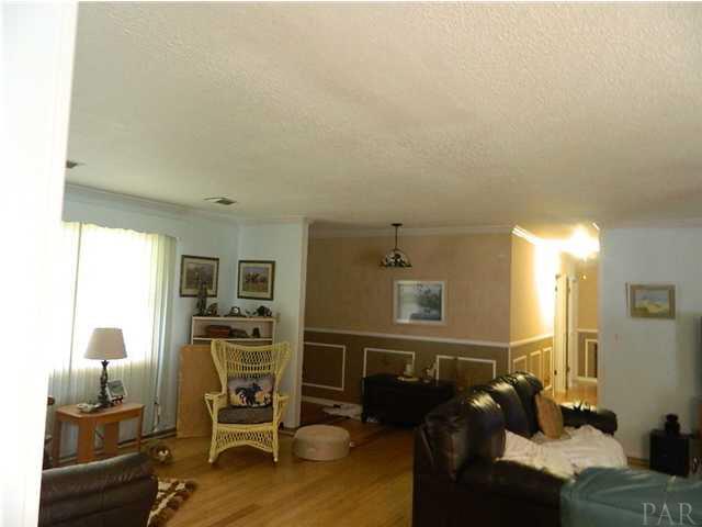 7793 Templeton Road Pensacola, FL 32506 - Photo 10 of 16 Gallery Image 10