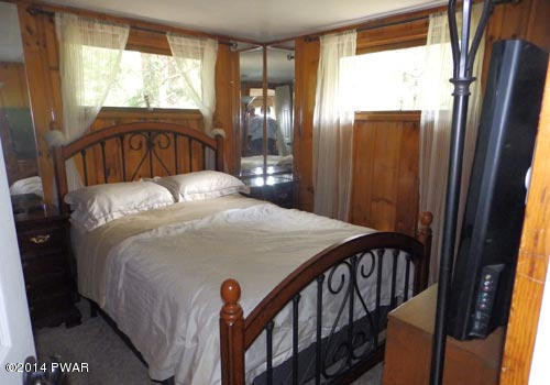 138 Doolan Road Dingmans Ferry, PA 18328 - Photo 15 of 19 Gallery Image 15