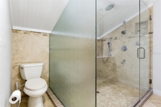 $299,000 | 221 River View Drive, Old Town, FL 32680