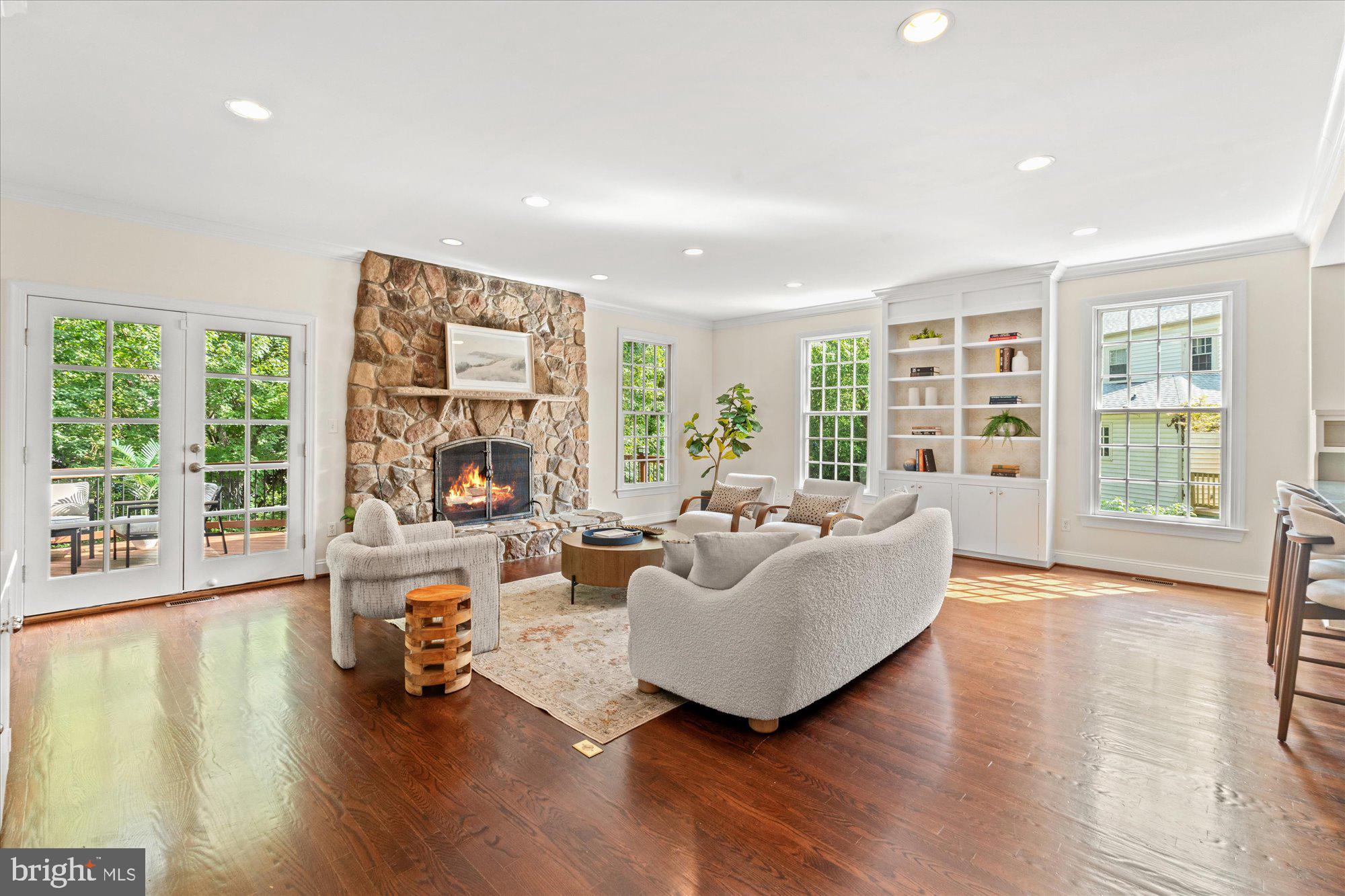 301 Columbia Road Alexandria, VA 22302 - Photo 26 of 82