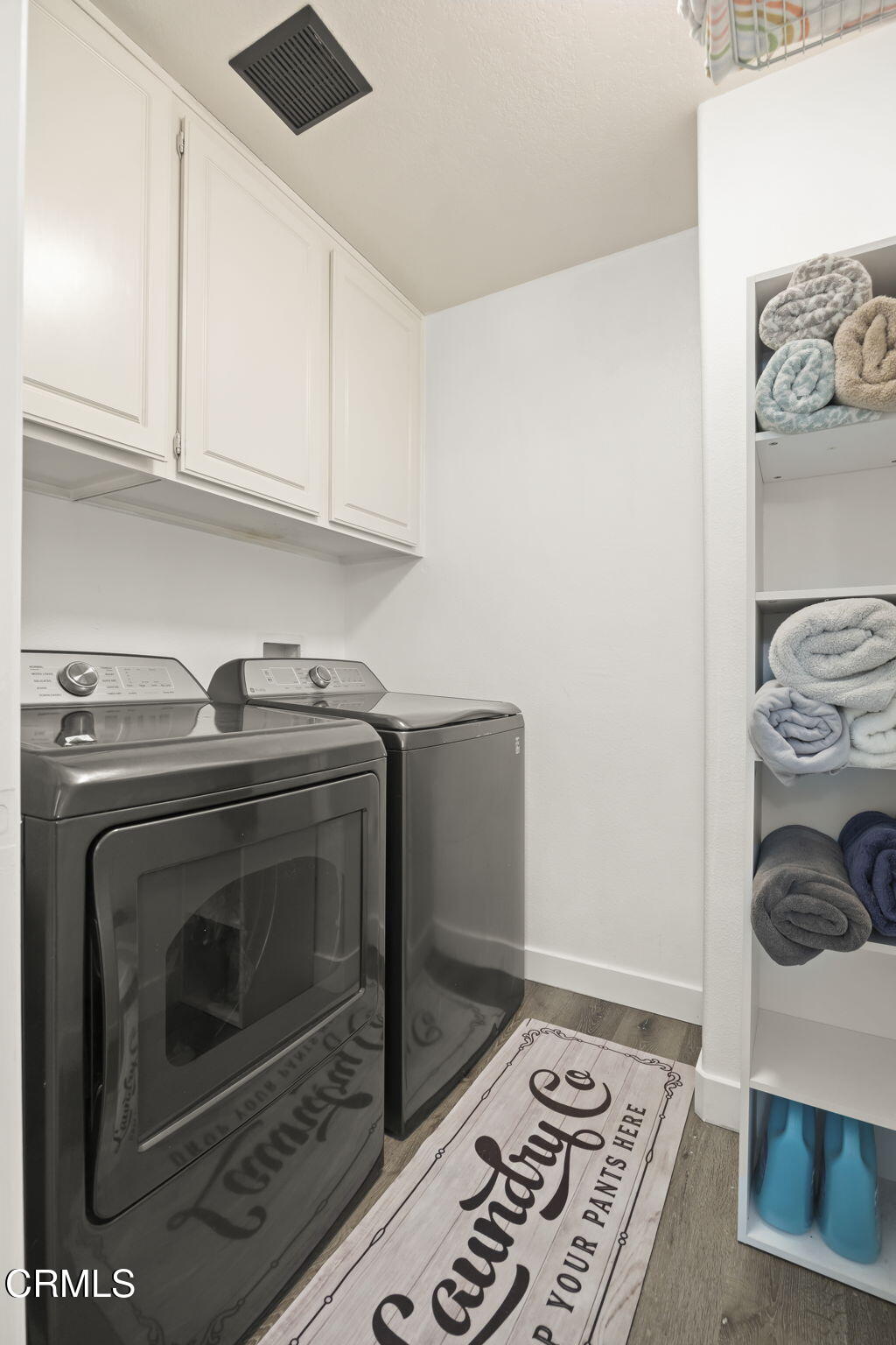 803 Noontide Way Oxnard, CA 93035 - Photo 37 of 44