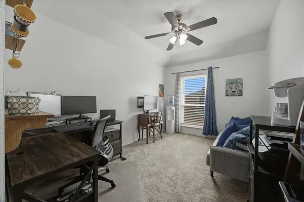 $419,999 | 322 Sweet Leaf Lane, Lake Dallas, TX 75065