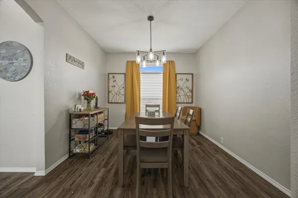 $419,999 | 322 Sweet Leaf Lane, Lake Dallas, TX 75065