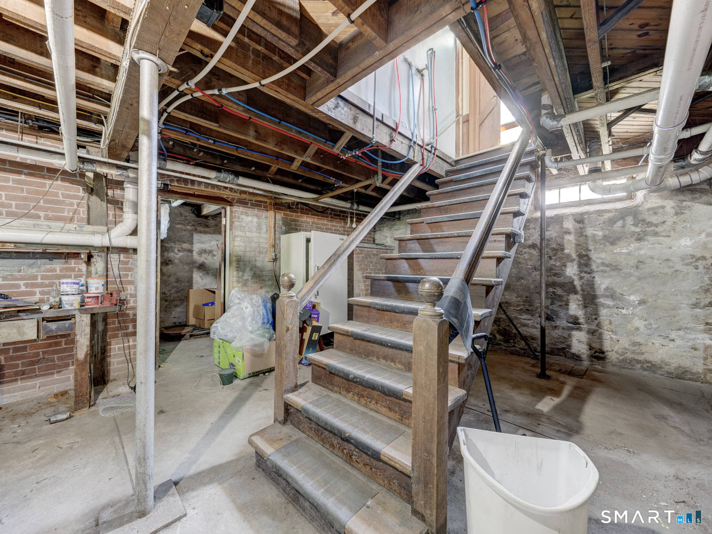 81 Chestnut Street Windham, CT 06226 - Photo 36 of 40