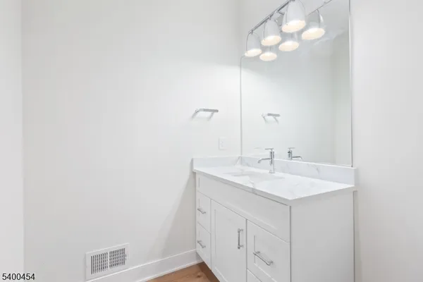 $1,199,000 | 20 Furnace Road, Chester, NJ 07930