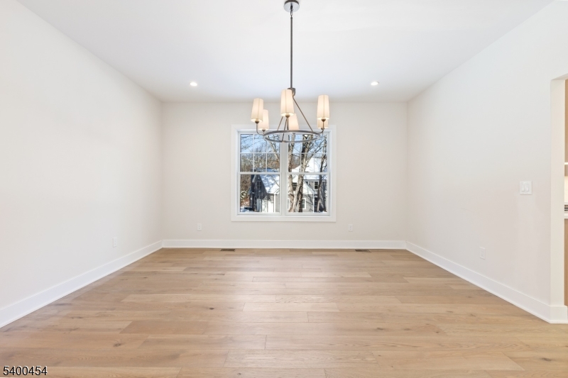 20 Furnace Road Chester, NJ 07930 - Photo 6 of 27