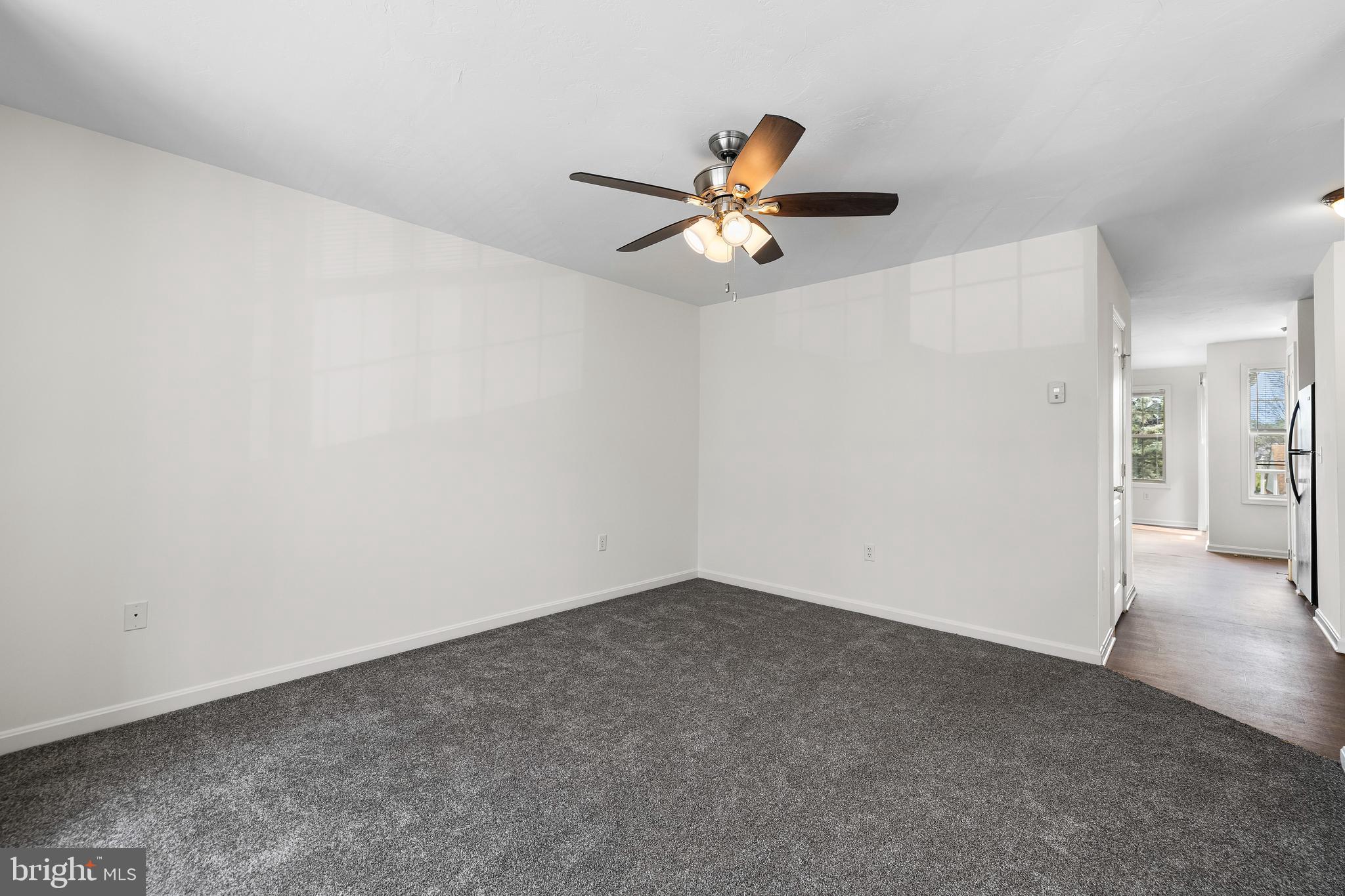 34 Shady Tree Court York, PA 17402 - Photo 4 of 22 an empty room