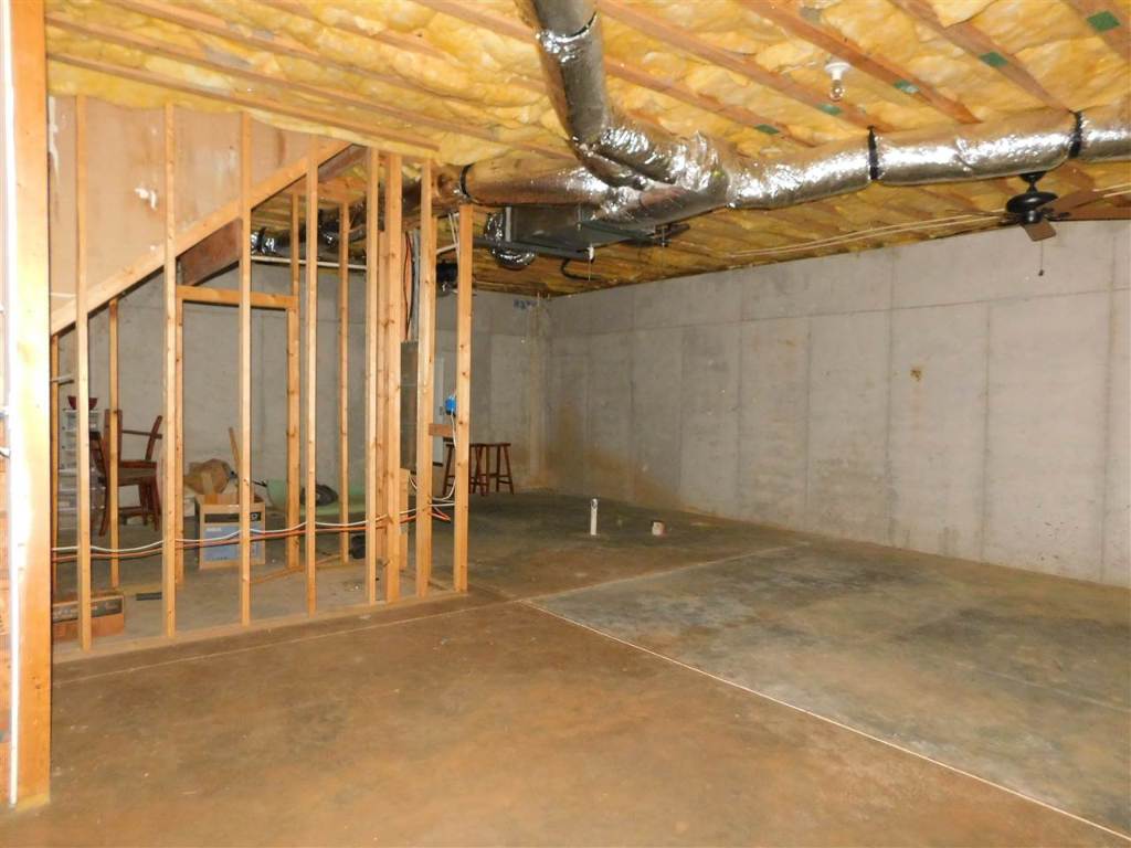 79 Rue Chalet Lavonia, GA 30553 - Photo 15 of 17