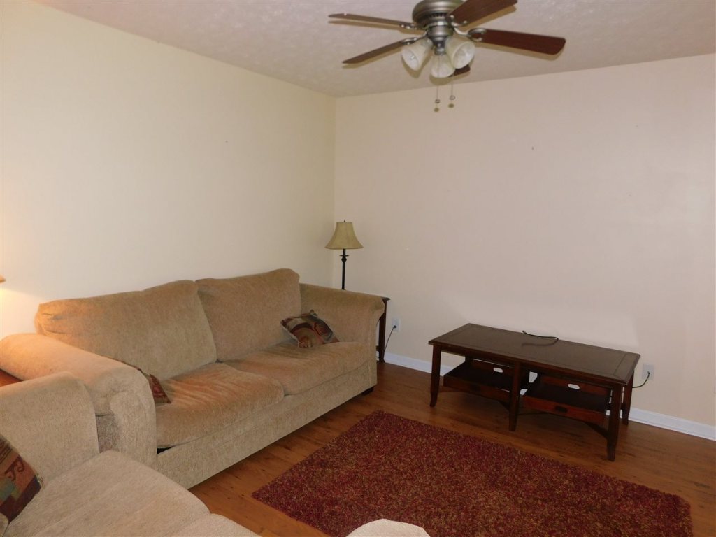 79 Rue Chalet Lavonia, GA 30553 - Photo 8 of 17