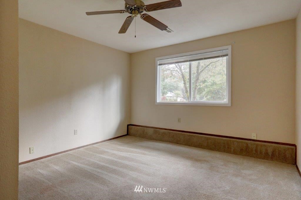 17024 17th Avenue Southeast Bothell, WA 98012 - Photo 17 of 23
