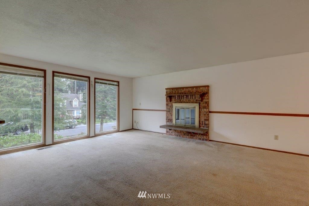 17024 17th Avenue Southeast Bothell, WA 98012 - Photo 5 of 23