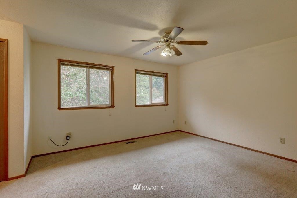 17024 17th Avenue Southeast Bothell, WA 98012 - Photo 8 of 23