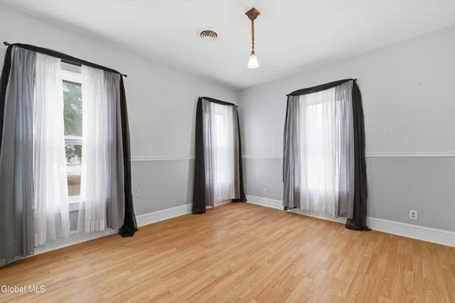 $337,131 | 40 Ballston Avenue, Ballston Spa, NY 12020