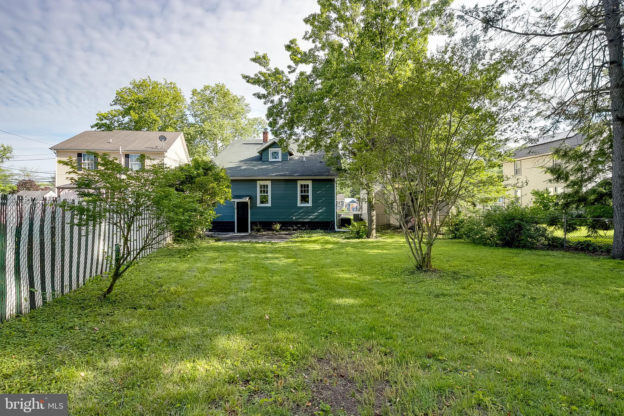 2004 Beverly Road Burlington, NJ 08016 - Photo 39 of 40 Exterior Back