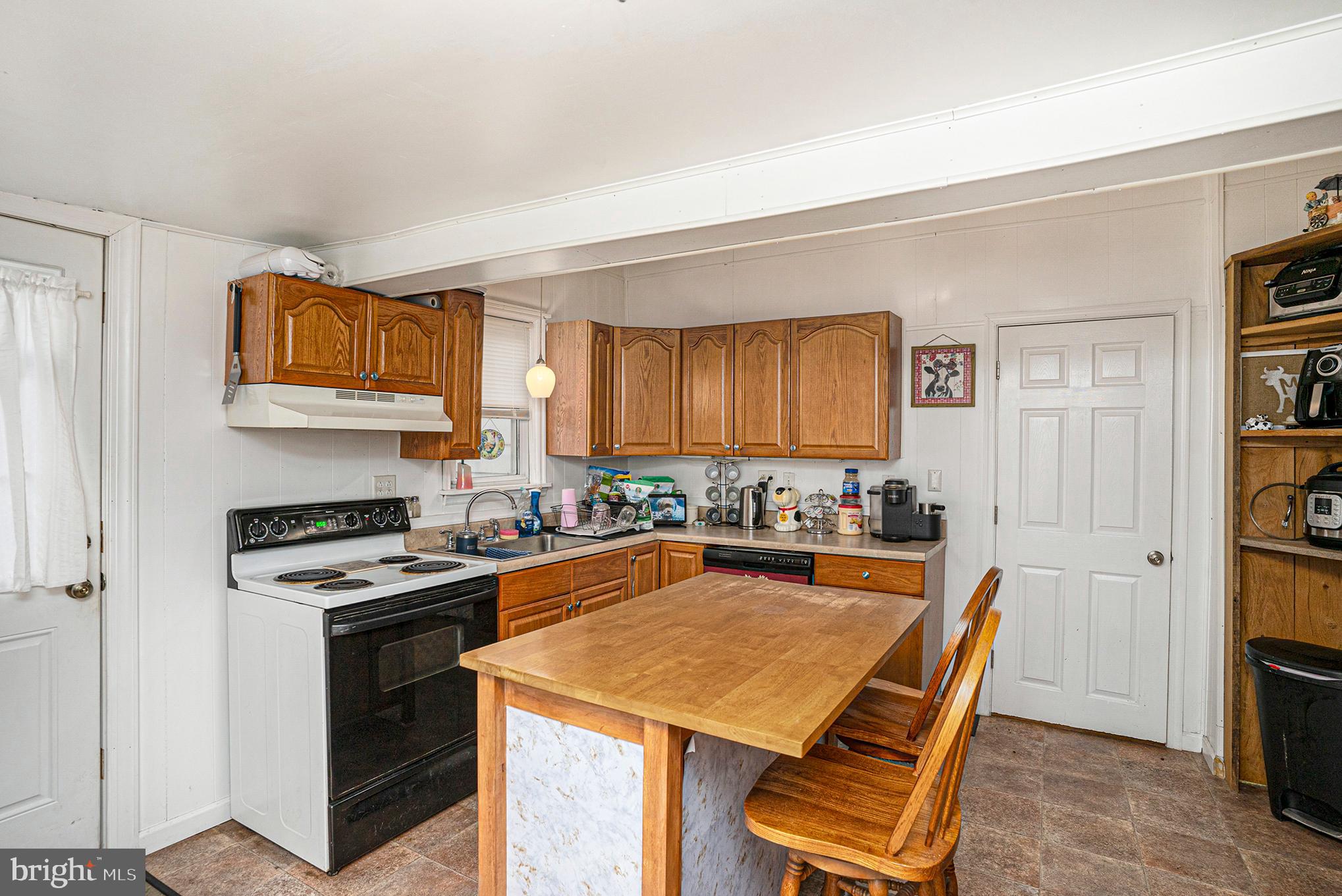 41 Fruitville Road Pottstown, PA 19464 - Photo 8 of 25 Kitchen