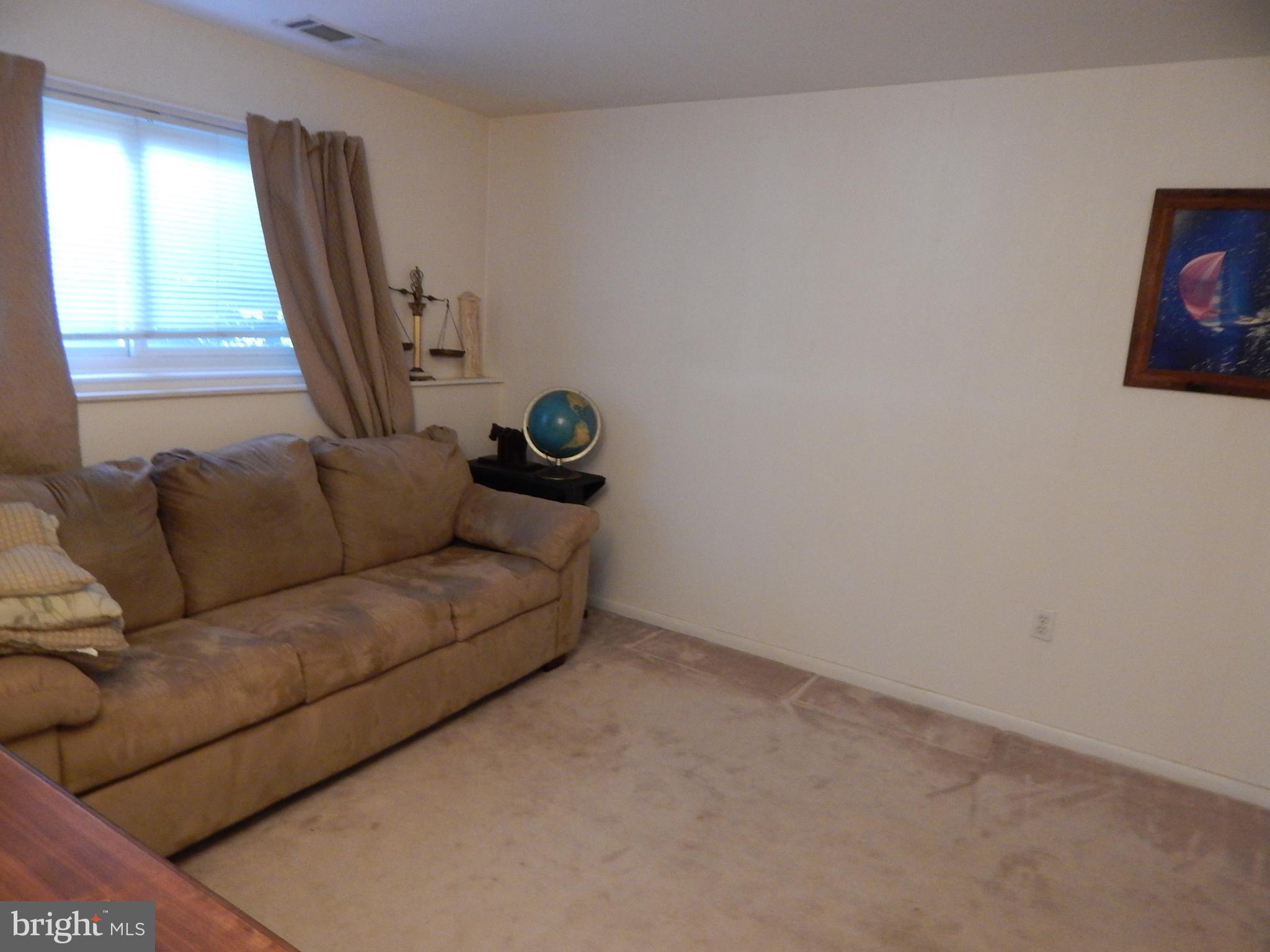 13 Edgemont Road Trenton, NJ 08620 - Photo 8 of 25