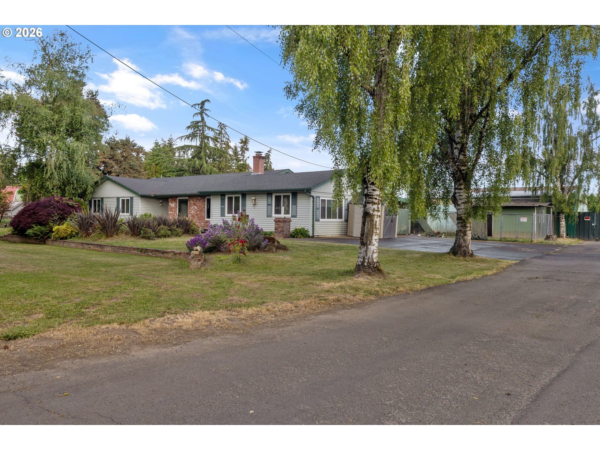 5665 Silverton Road Northeast Salem, OR 97305 - Photo 2 of 44 Gallery Image 2