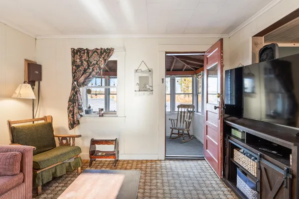 $205,000 | 1105 South Belfast Avenue, Augusta, ME 04330