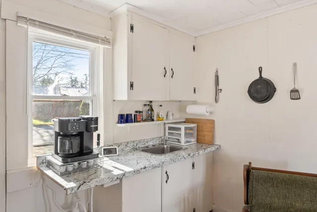 $205,000 | 1105 South Belfast Avenue, Augusta, ME 04330