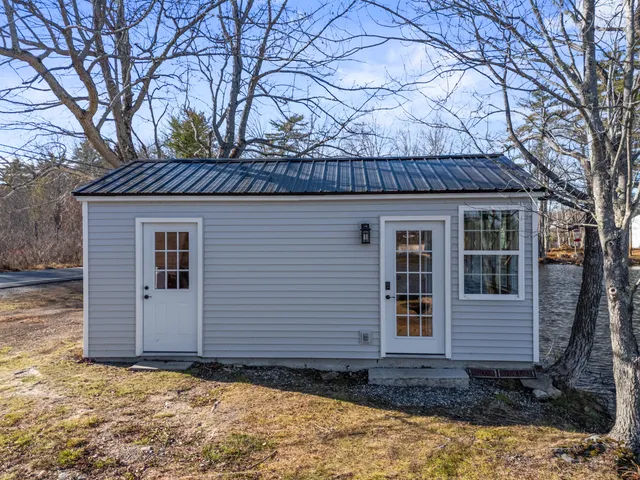 $205,000 | 1105 South Belfast Avenue, Augusta, ME 04330